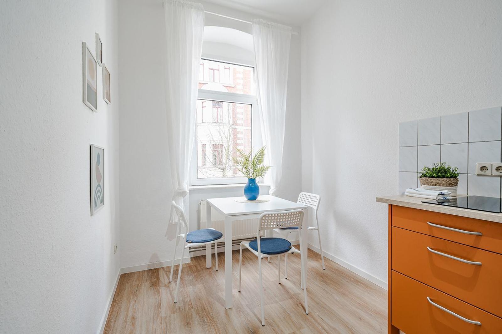 Benville - Wlan - Smart-tv - Free Parking Apartment *