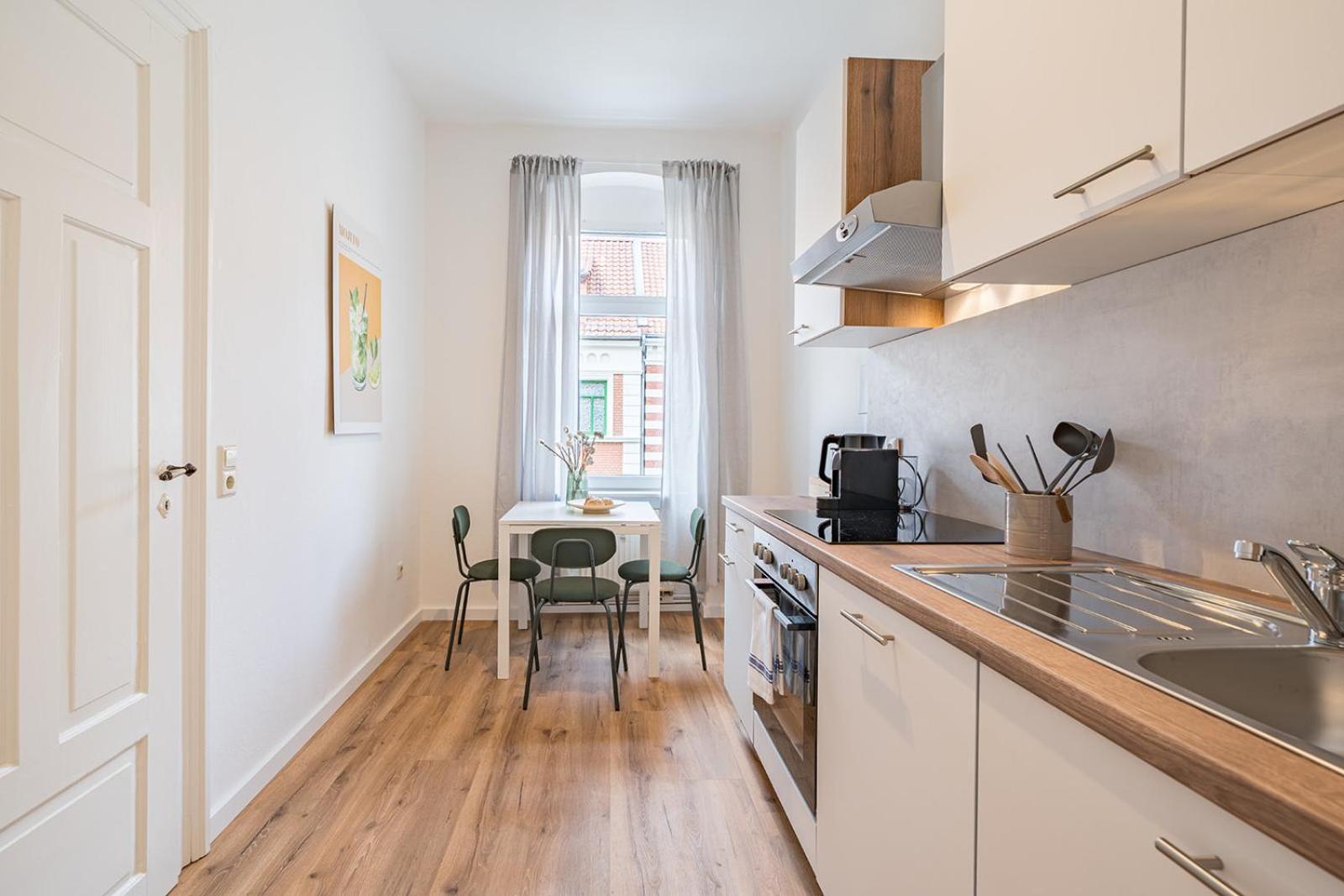 Benville - Wlan - Smart-tv - Free Parking Apartment *